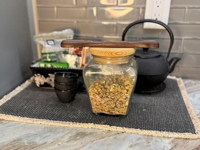 Building Photo - 1815 Barker Dr