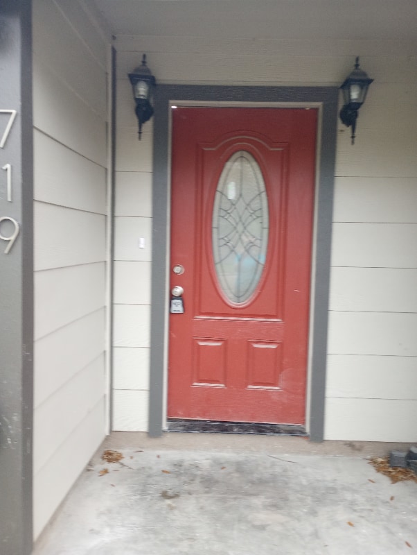 Building Photo - 719 Stansel Dr