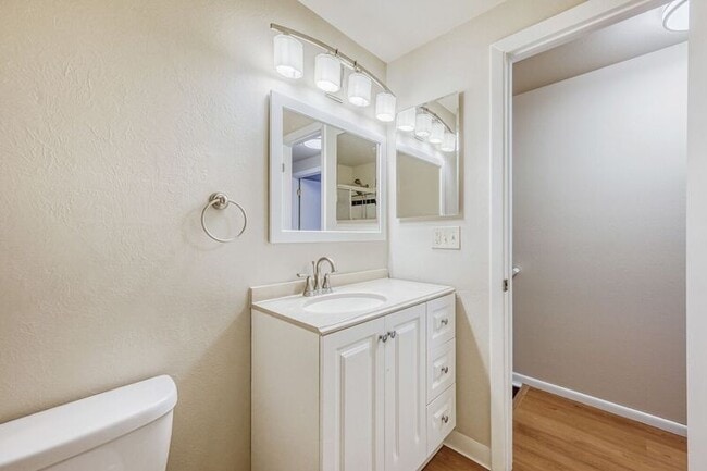 Building Photo - 5355 N Carefree Cir