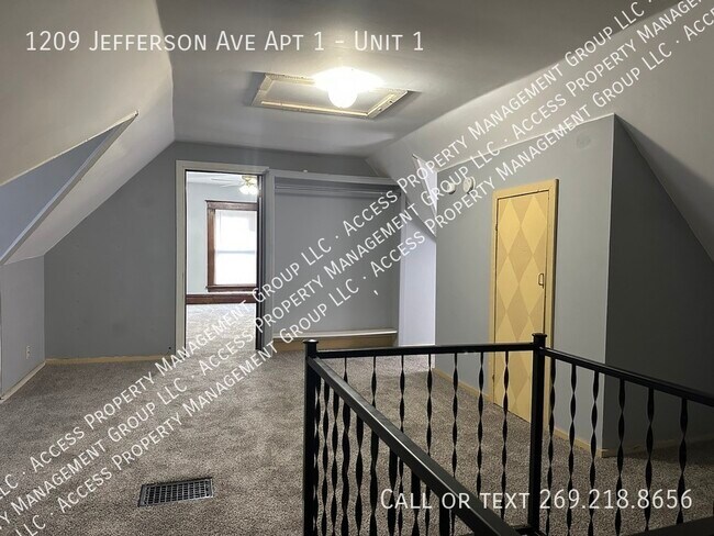 Building Photo - 1209 Jefferson Ave