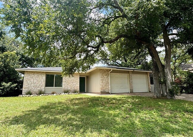 Building Photo - 11305 Songbird Cove