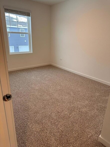 Building Photo - 2270 Barbera Dr