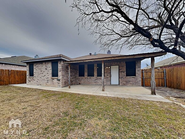 Building Photo - 6429 Rainwater Way