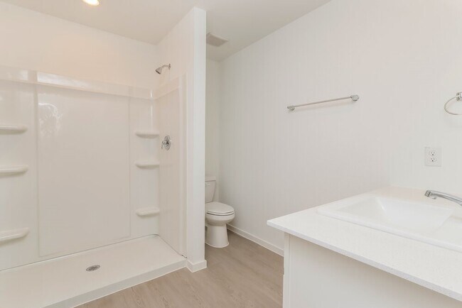 Building Photo - 1536 Crowson Rdg