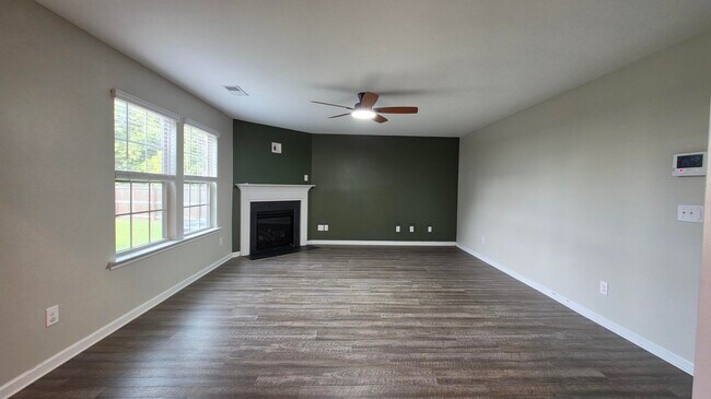 Building Photo - 147 Niblick Dr