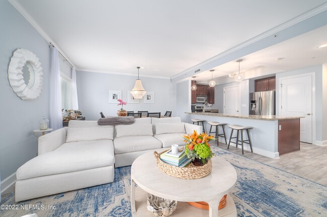 Building Photo - 525 3rd St N