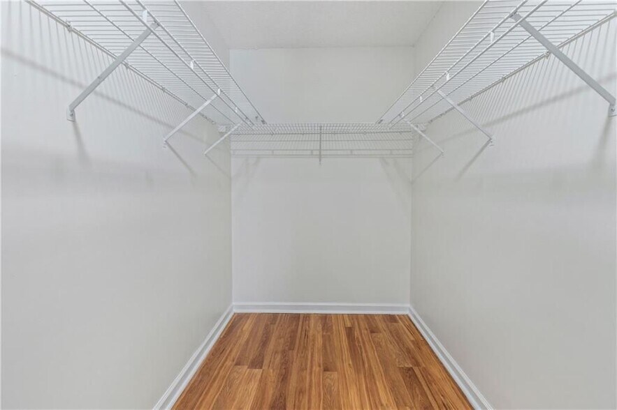 Building Photo - 2095 Uniwattee Trail SE