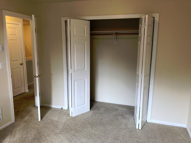 Building Photo - clpa02