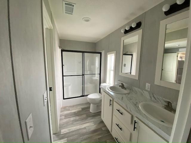 Building Photo - 127 Lone Pine Dr