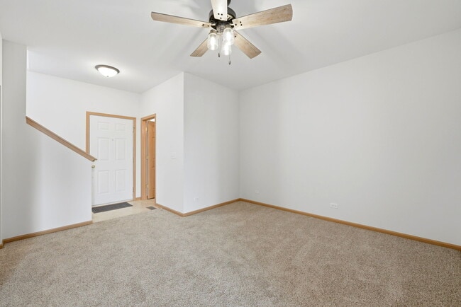 Building Photo - 1472 Cambria Dr