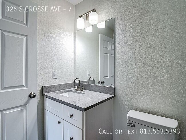 Building Photo - 326 S Grosse Ave
