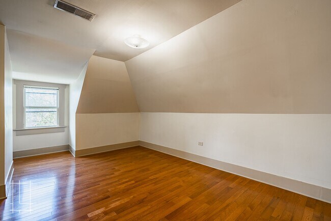 Building Photo - 350 Wilber Ave