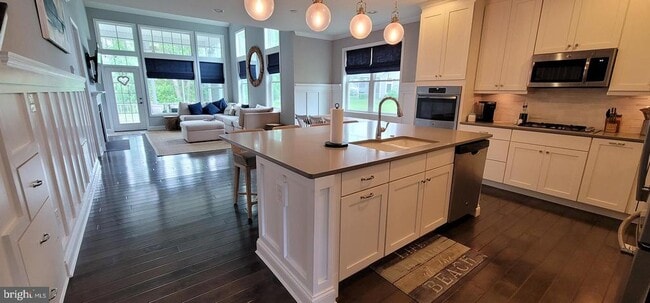 Building Photo - 19017 Charlottetown Wy