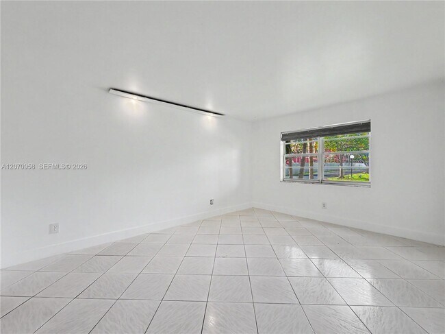 Building Photo - 8411 NW 8th St
