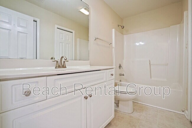 Building Photo - 3096 Rockwater Cir