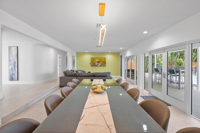 Building Photo - 3721 N 55th Ave