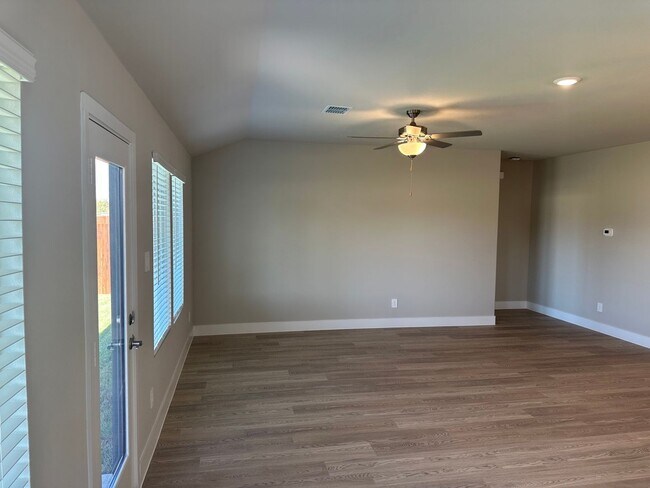 Building Photo - 1410 Old Stead Dr