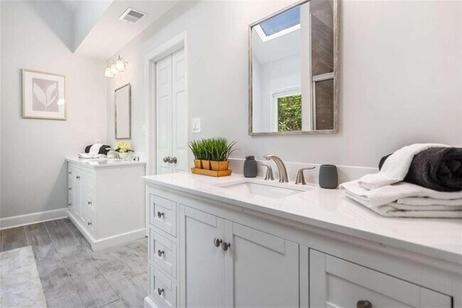 Building Photo - 745 Princeton Mill Run