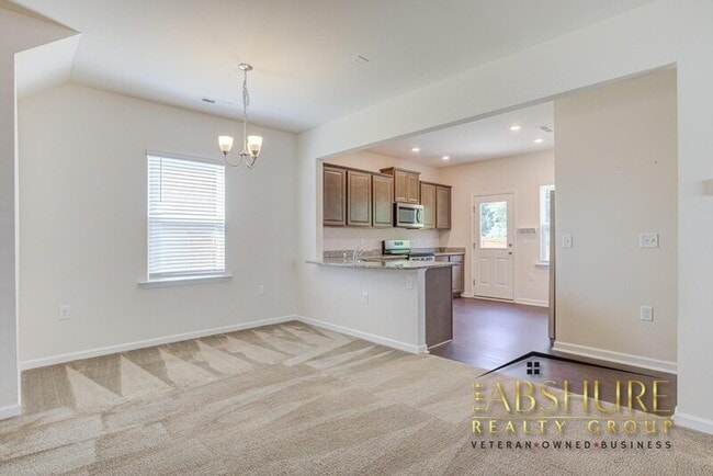 Building Photo - 2123 Water Marsh Trl