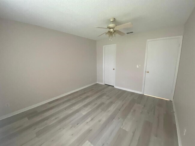 Building Photo - 1081 S Hiawassee Rd