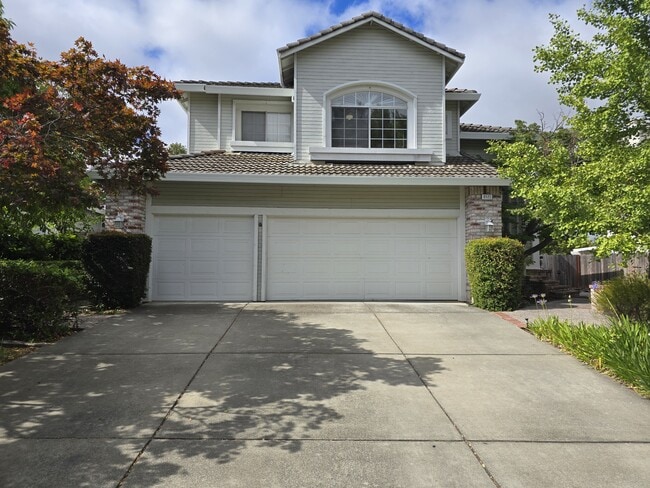 Building Photo - 3121 Sonoma Valley Dr