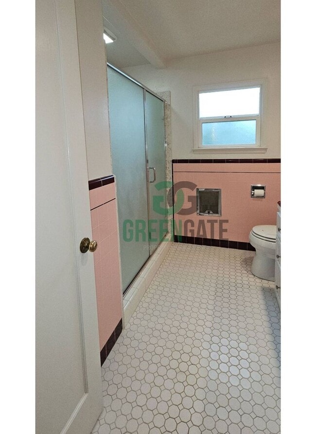 Building Photo - Lovely 2 Bedroom Home in Modesto AVAILABLE NOW!!