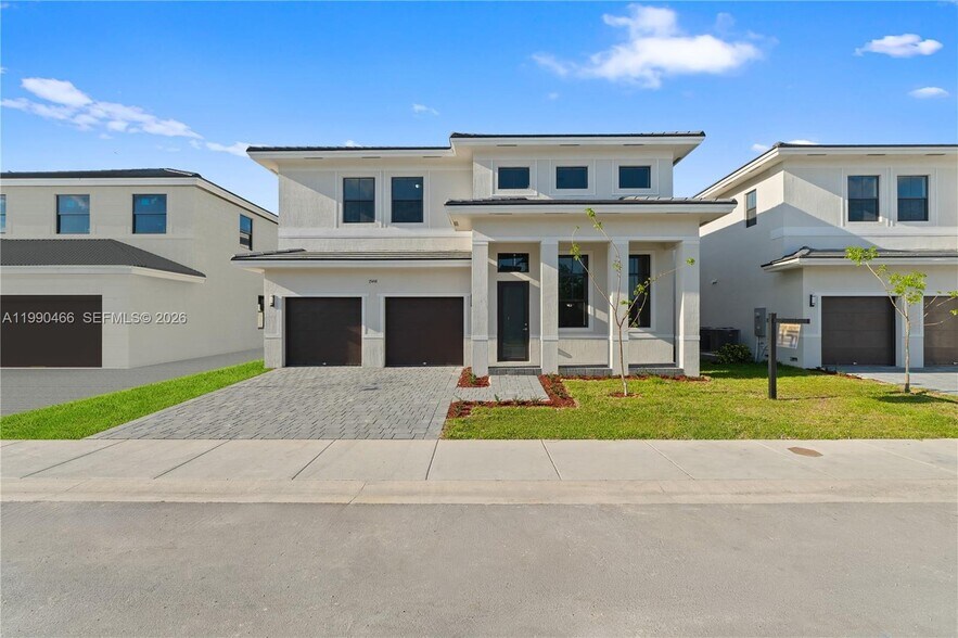 Building Photo - 15441 SW 20th Ln
