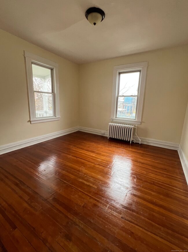 Building Photo - 109 Elizabeth St