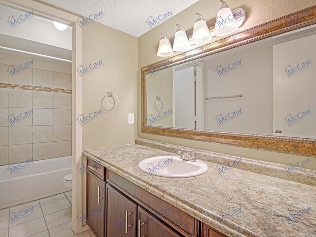 Building Photo - 2409 Sendero Trail