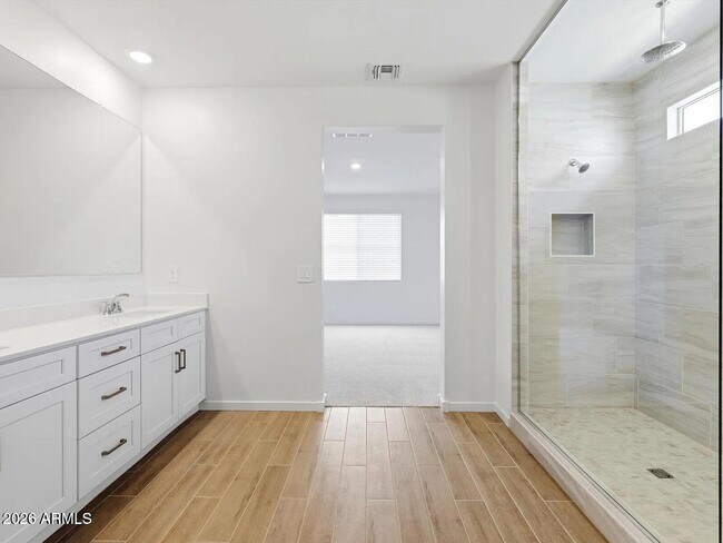 Building Photo - 7760 N 78th Dr
