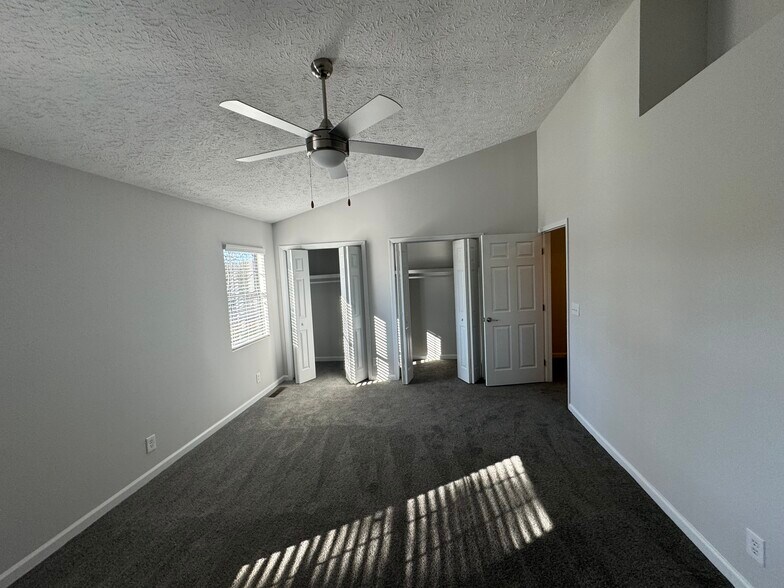 Building Photo - 126 Le Club Dr