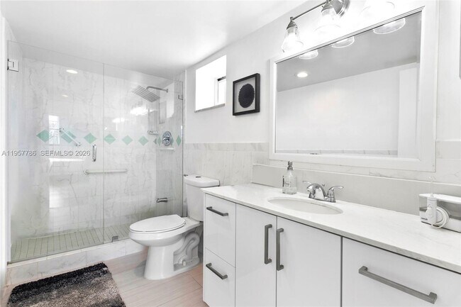 Building Photo - 3600 NE 170th St