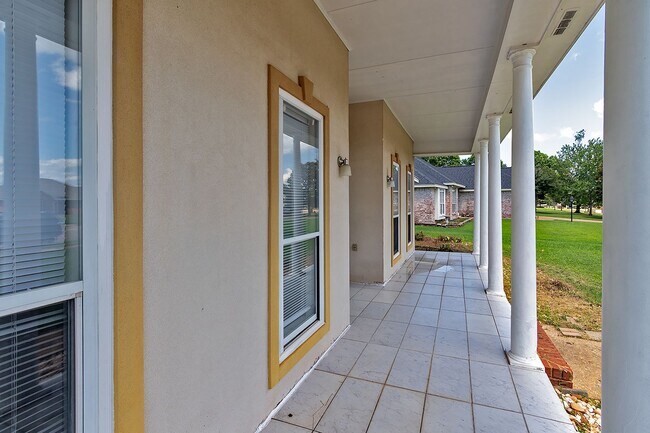 Building Photo - Prattville Rental available now!