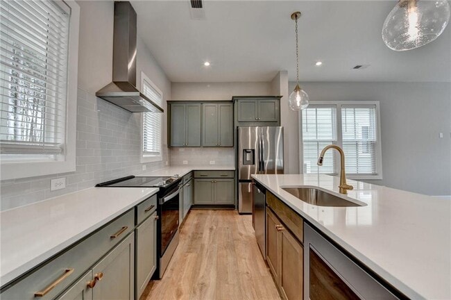 Building Photo - 106 Pinecone Pkwy