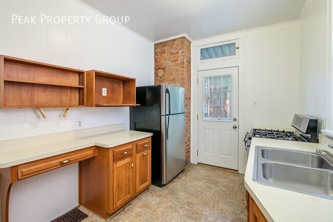 Building Photo - 2315 Moerlein Ave