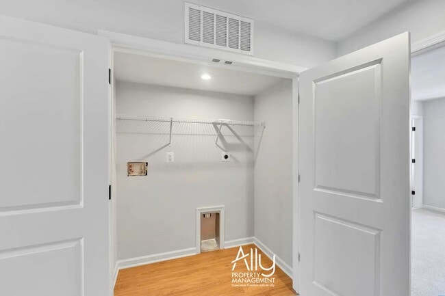 Building Photo - 4959 Lexi Ln