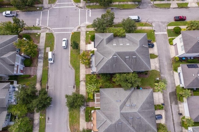 Building Photo - 14074 Walcott Avenue
