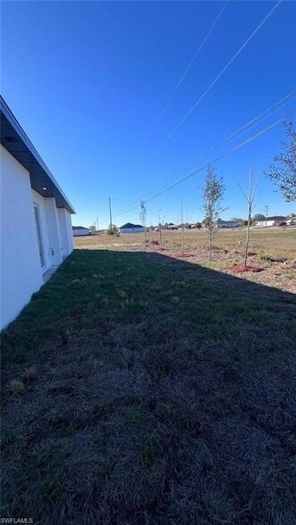 Building Photo - 1009 NE 15th Ln