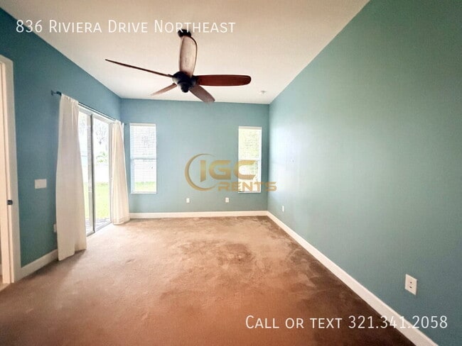 Building Photo - 836 Riviera Dr NE