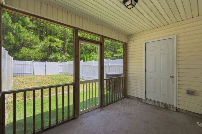 Building Photo - Carolina Forest Townhome