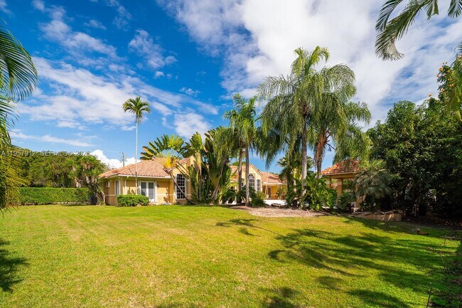 Building Photo - 5770 SW 128th St