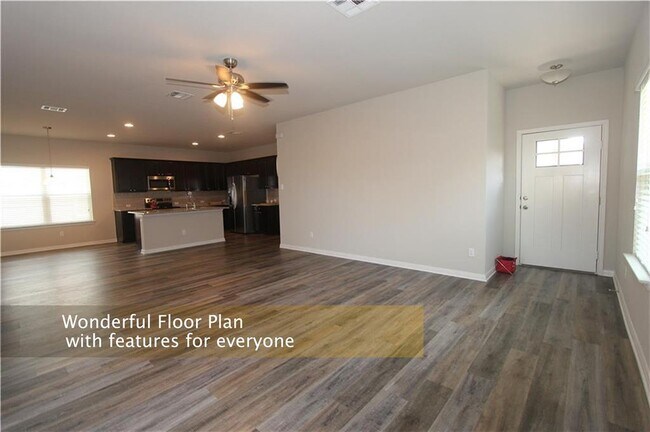 Building Photo - 1066 Gaelic Dr