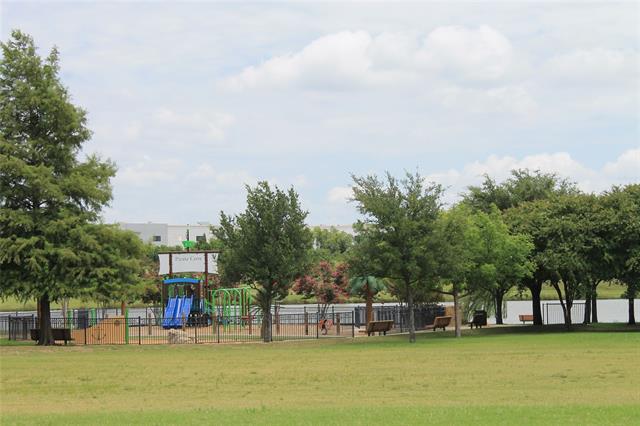 Building Photo - 2044 Lake Trail Dr