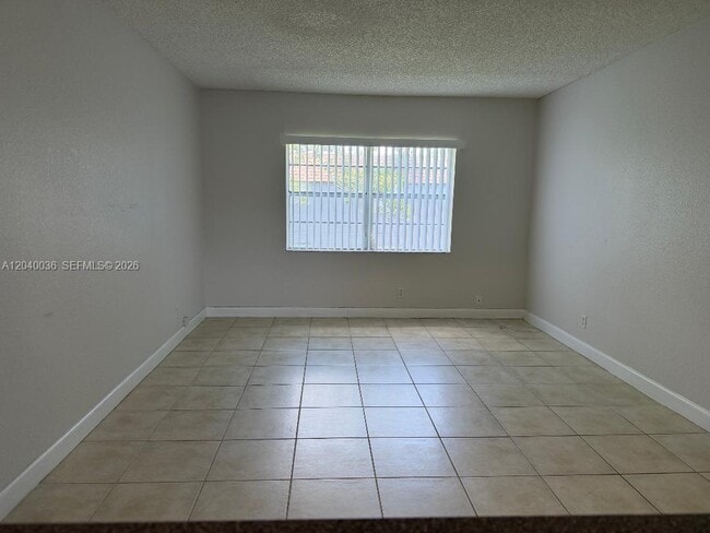 Building Photo - 4767 NW 9th Dr
