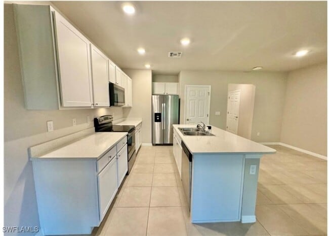 Building Photo - 15330 Wildflower Cir