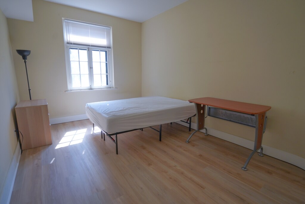 Building Photo - 611 Westgate Ave