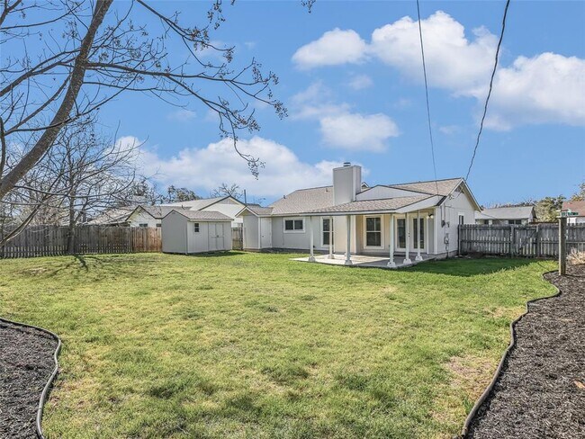 Building Photo - 5608 Honey Dew Terrace