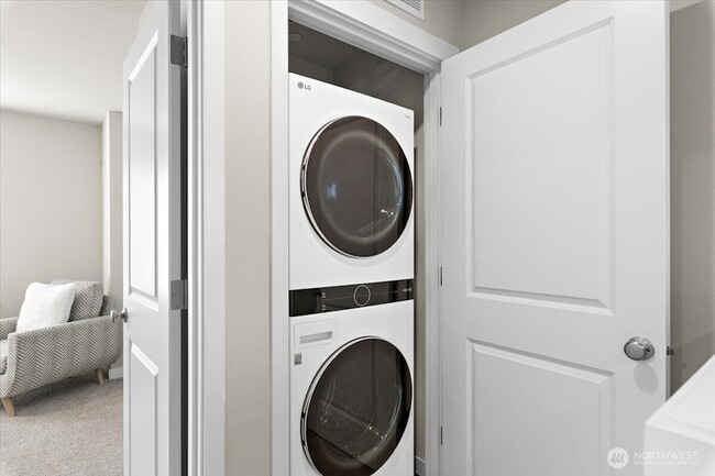 Building Photo - 9612 19th Ave SE