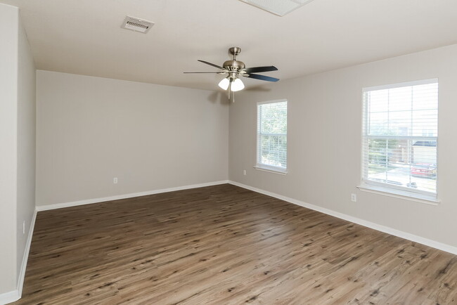 Building Photo - 14430 Cellini Dr