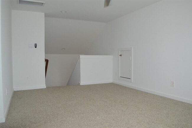 Building Photo - 10313 Cascade Range Ln